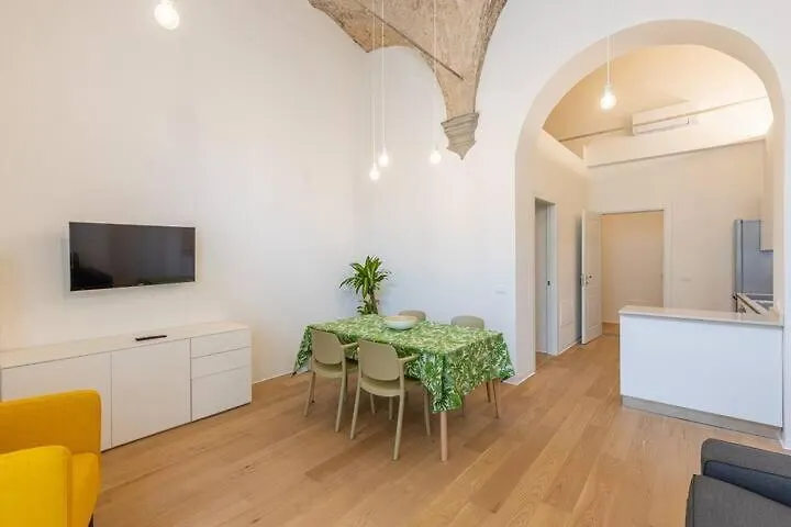 Colonna Frescobaldi Apt 1Ab Florence